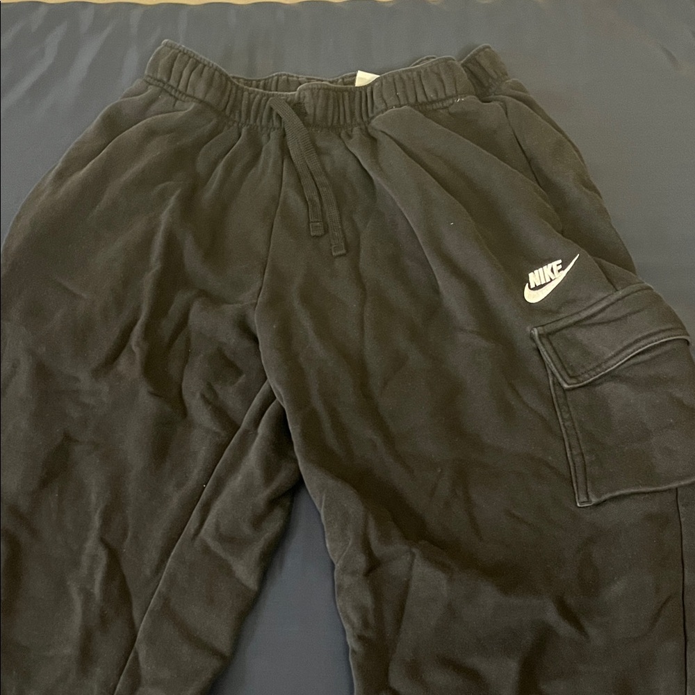 Nike men’s Black Cargo sweats